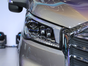 2019���Ƕ��� 2.0T �քӺ���L�S��� 7�� �������^