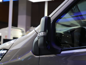 2019���Ƕ��� 2.0T �քӺ���L�S��� 7�� �������^