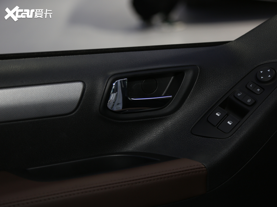 2021ͨMAXUS G10 2.0T ԄӾӢ  7