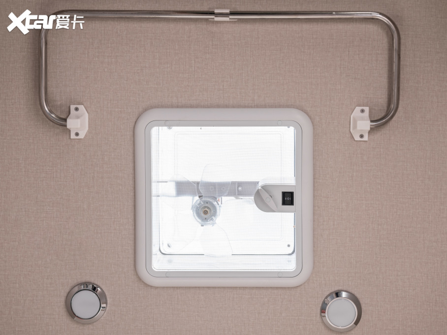 2021ͨMAXUS V90܇ V90 С~^MŞ