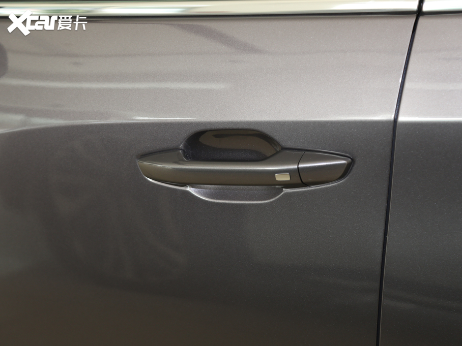 2020��������ͨMAXUS EUNIQ 5 ���A�� 6/7��