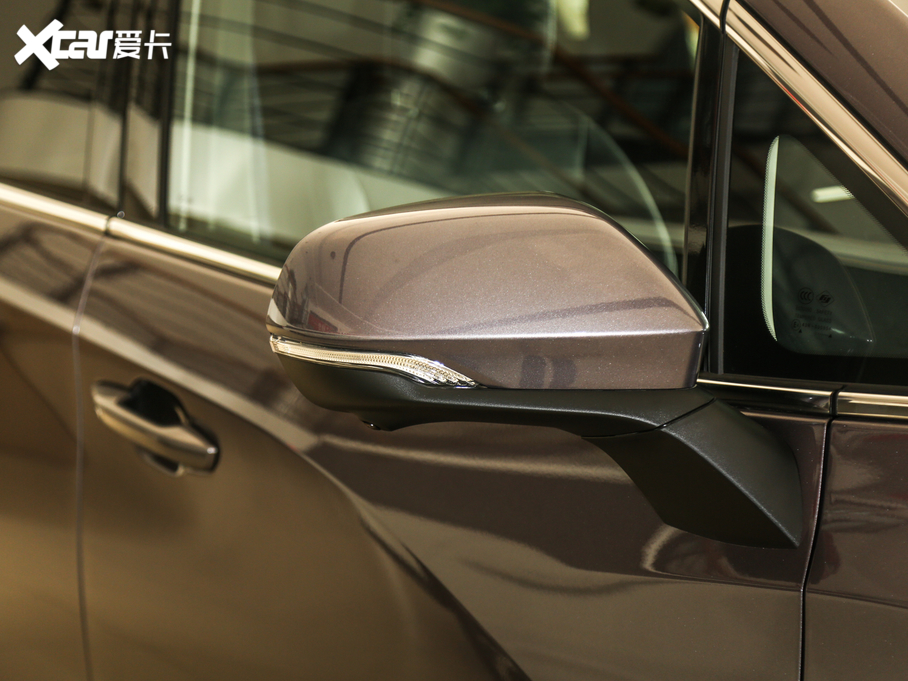 2020��������ͨMAXUS EUNIQ 5 ���A�� 6/7��