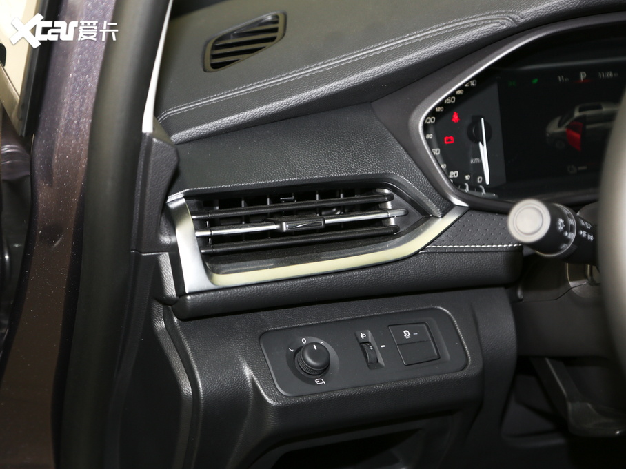 2020��������ͨMAXUS EUNIQ 5 ���A�� 6/7��