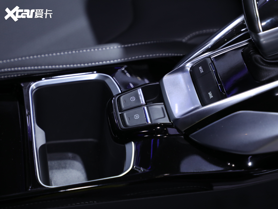 2020��������ͨMAXUS EUNIQ 5 PLUG IN ���A��