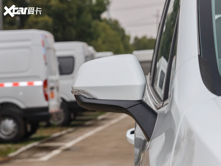 2020��������ͨMAXUS EUNIQ 5 ����� 6/7��