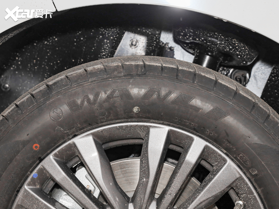 2020��������ͨMAXUS EUNIQ 5 ����� 6/7��