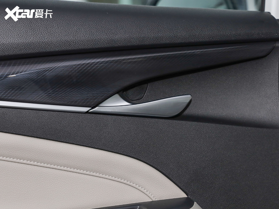 2020��������ͨMAXUS EUNIQ 5 ����� 6/7��