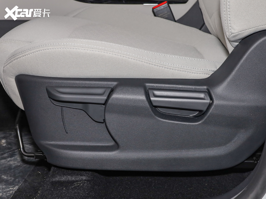 2020��������ͨMAXUS EUNIQ 5 ����� 6/7��