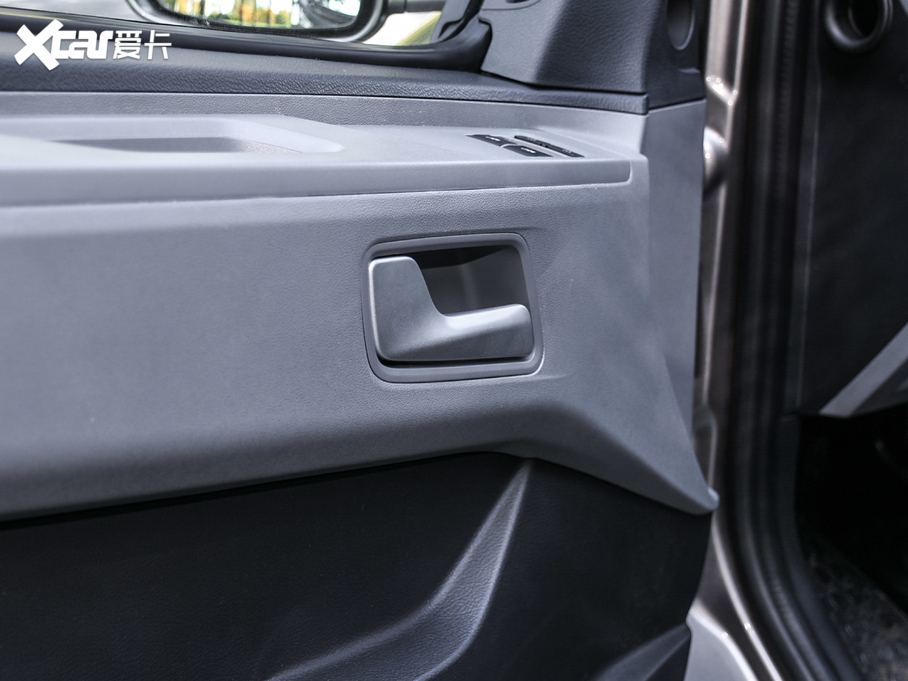 2020ͨMAXUS V80 PLUSа 2.0T ԄӶS 5/6