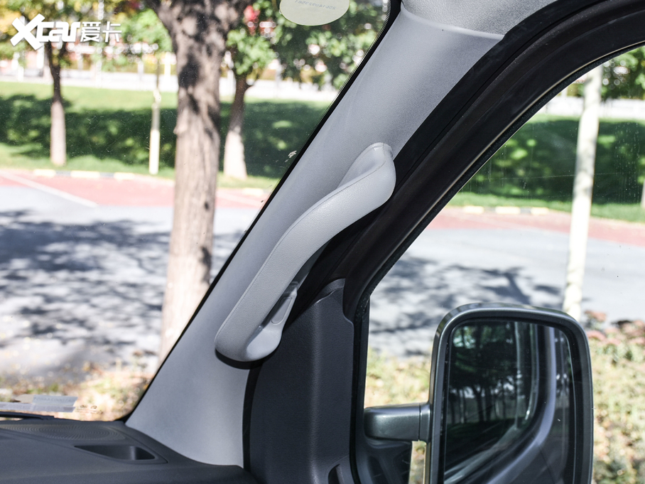 2020ͨMAXUS V80 PLUSа 2.0T ԄӶS 5/6