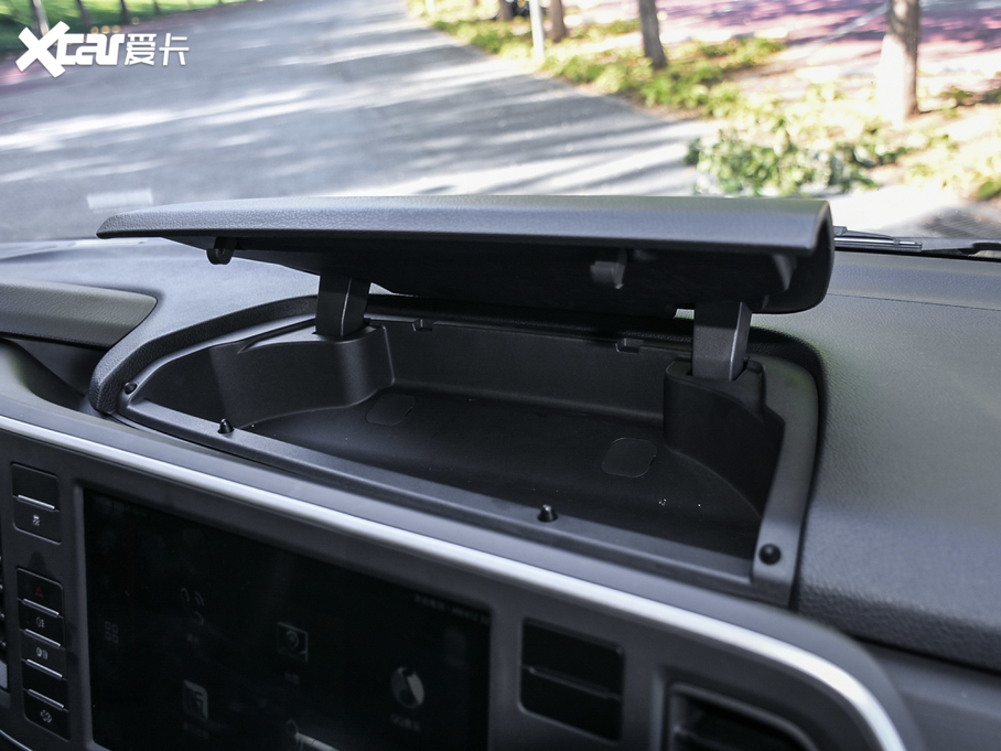 2020ͨMAXUS V80 PLUSа 2.0T ԄӶS 5/6