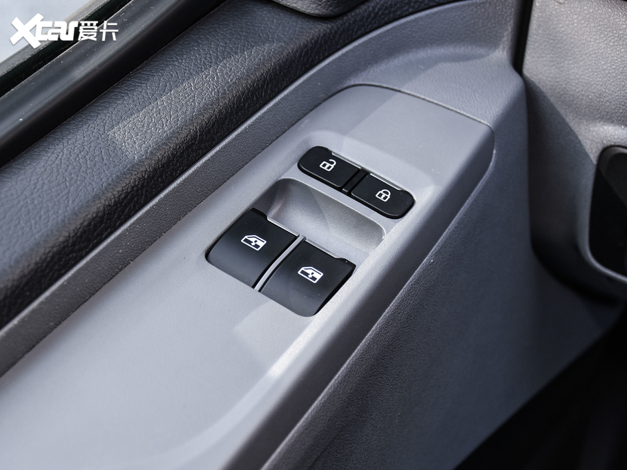 2020ͨMAXUS V80 PLUSа 2.0T ԄӶS 5/6