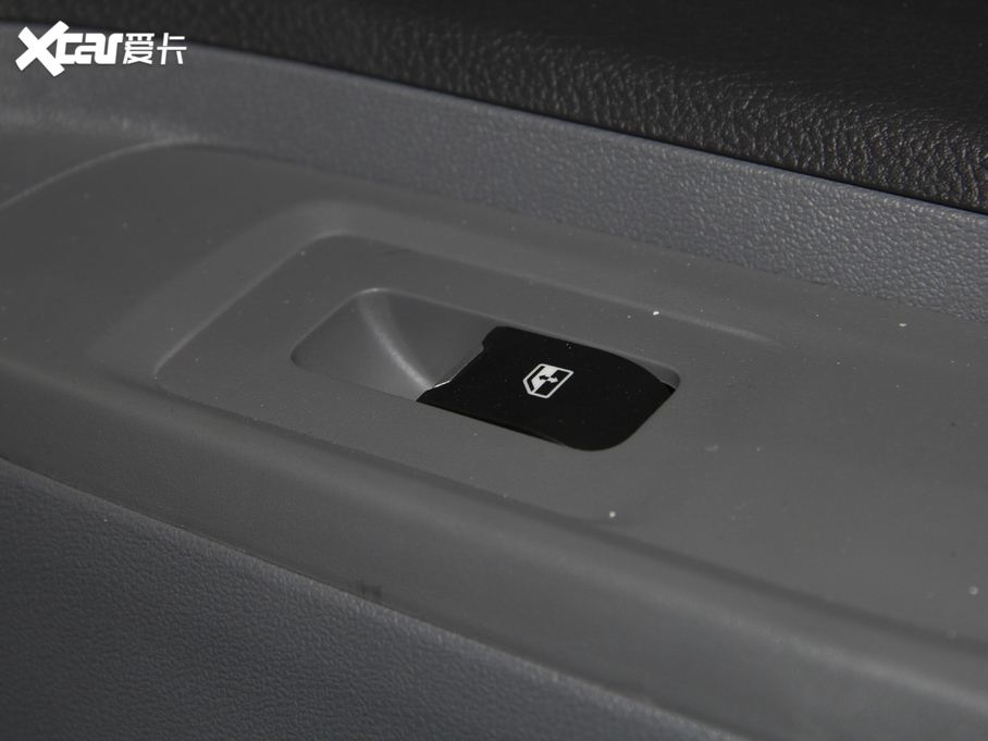 2020ͨMAXUS V80 PLUSа 2.0T քӶS 5/6