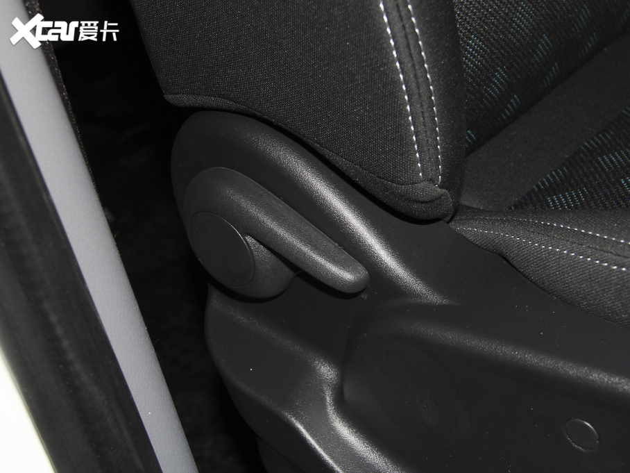 2020ͨMAXUS V80 PLUSа 2.0T քӶS 5/6