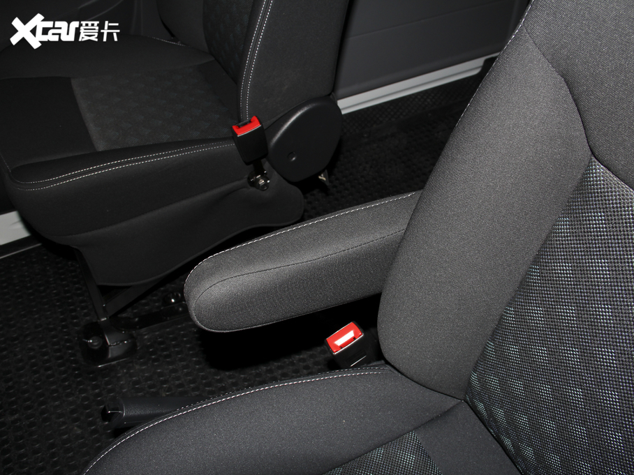 2020ͨMAXUS V80 PLUSа 2.0T քӶS 5/6