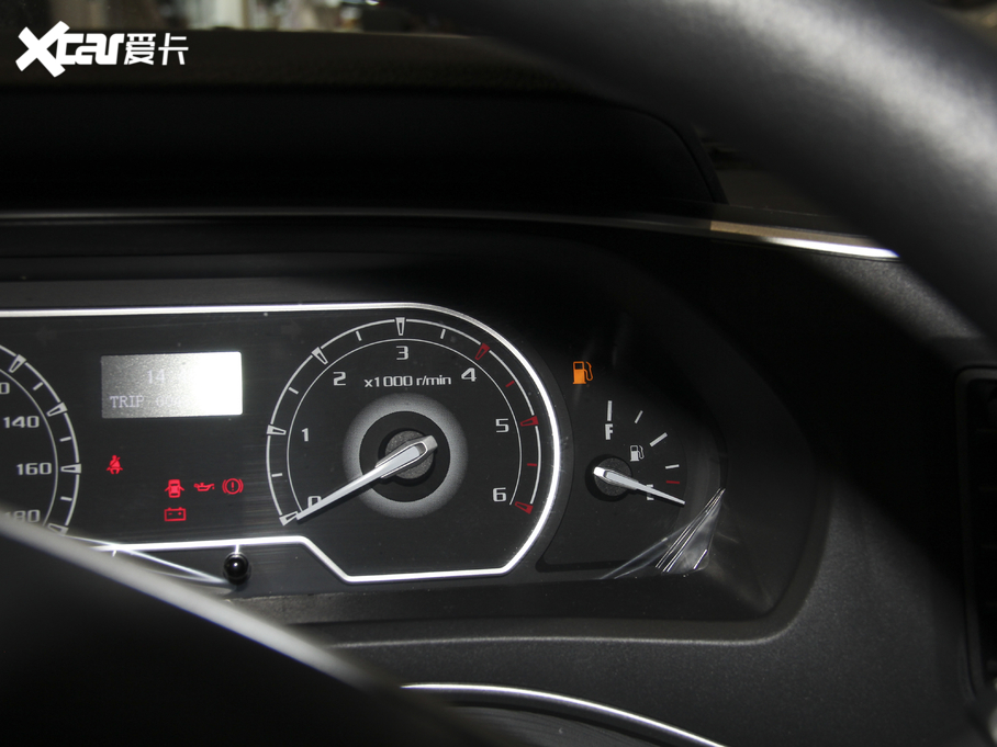 2020ͨMAXUS V80 PLUSа 2.0T քӶS 5/6