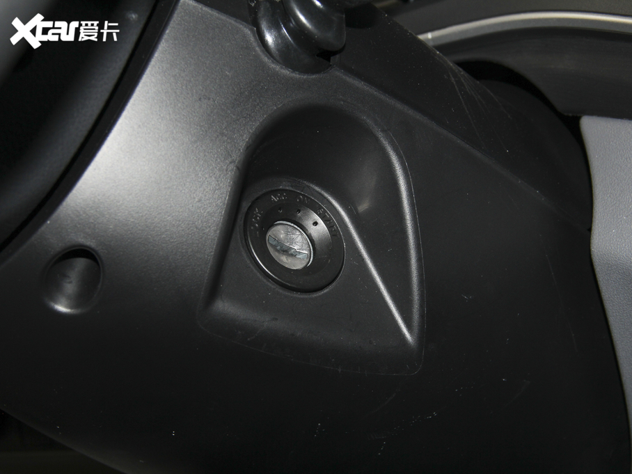 2020ͨMAXUS V80 PLUSа 2.0T քӶS 5/6