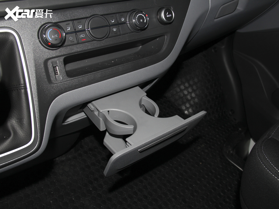 2020ͨMAXUS V80 PLUSа 2.0T քӶS 5/6