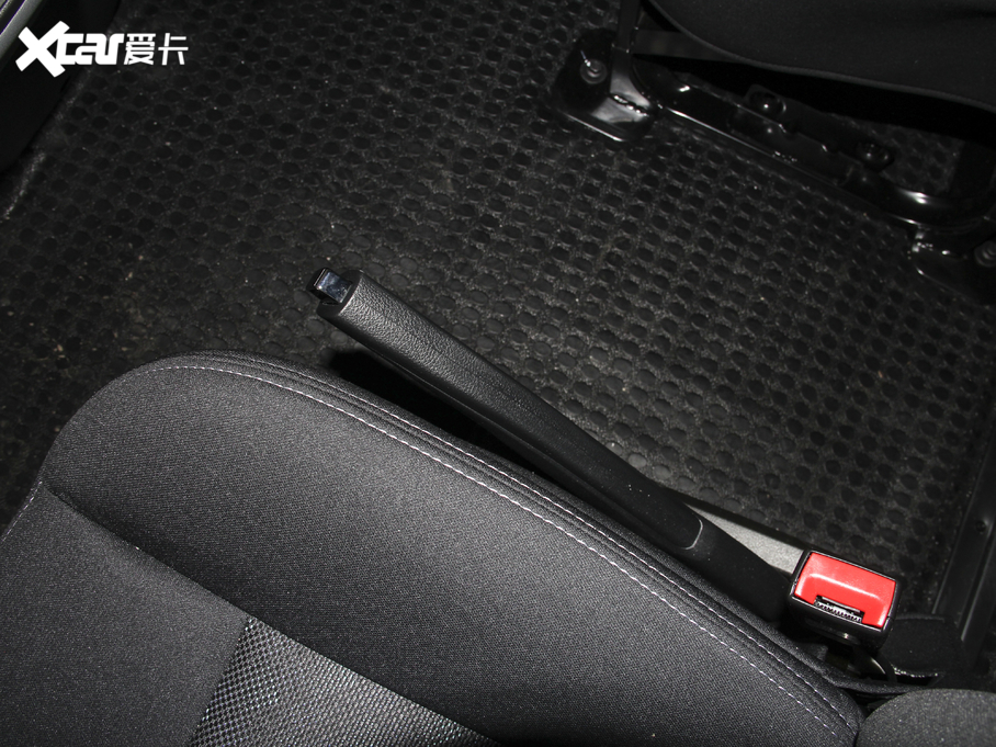 2020ͨMAXUS V80 PLUSа 2.0T քӶS 5/6