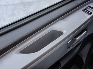 2020PLUSа 2.0T ԄӶS 5/6 g