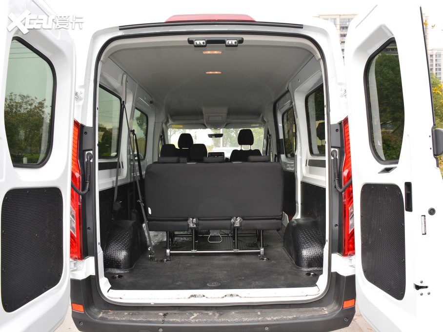 2020����;V90 �\(y��n)�ܰ� 2.0T �ք�(d��ng)�L(zh��ng)�S��� 7��