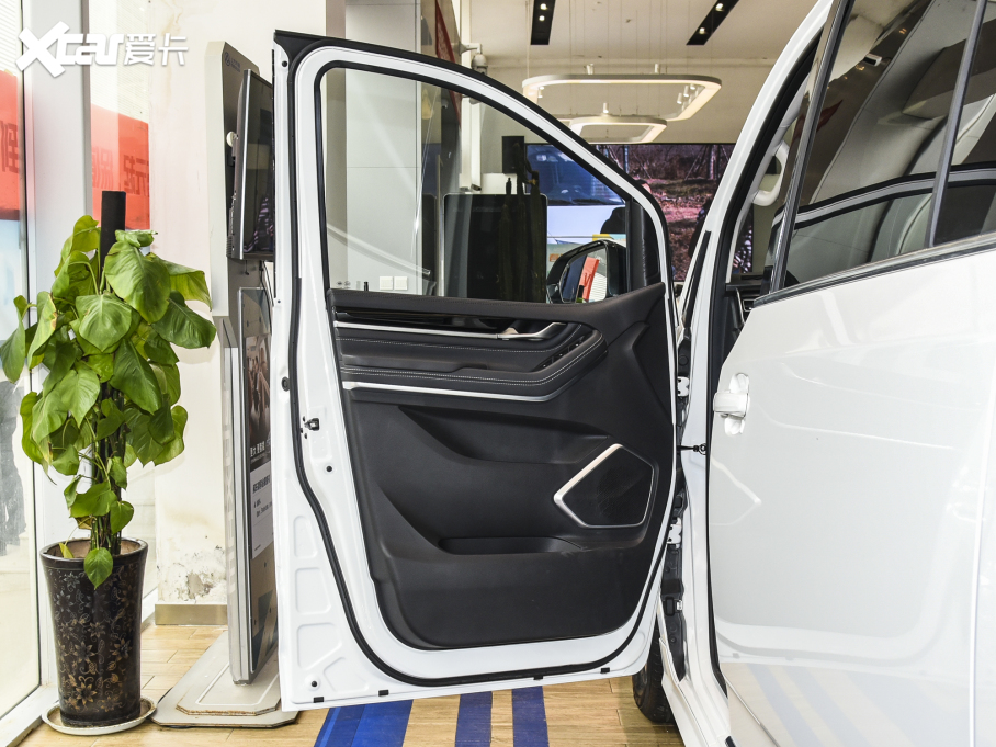 2021ͨMAXUS G20 PLUS 2.0T Ԅ