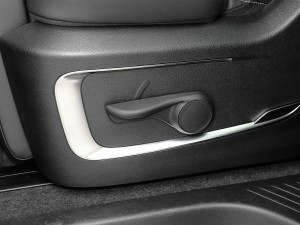 2021PLUS 2.0T Ԅ(dng)A  g