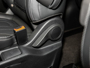 2021PLUS 2.0T Ԅ(dng)A  g