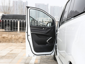 2021PLUS 2.0T ԄӺA  {λ܇T