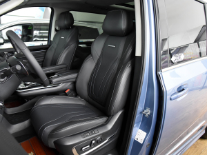 2021PLUS 2.0T ԄŰ {