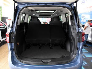 2021PLUS 2.0T ԄŰ g