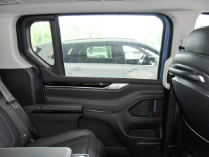 2021PLUS 2.0T Ԅ(dng)Ű ܇T