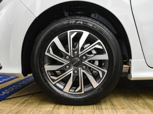 2021PLUS 2.0T Ԅ ݆Ȧ