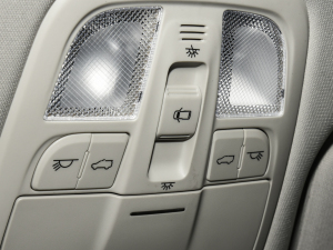 2021PLUS 2.0T Ԅ(dng) п؅^(q)