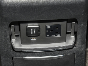 2021PLUS 2.0T Ԅ(dng) п؅^(q)