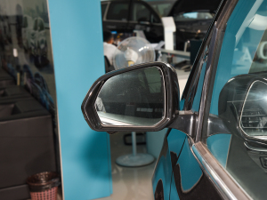 2021Ŀ PLUS 2.0T ԄӺA  (ji)^