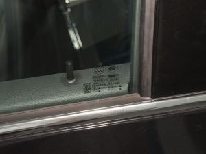 2021Ŀ PLUS 2.0T ԄӺA  (ji)^