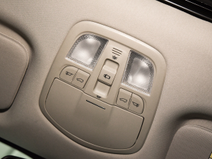 2021Ŀ PLUS 2.0T ԄӺA  п؅^