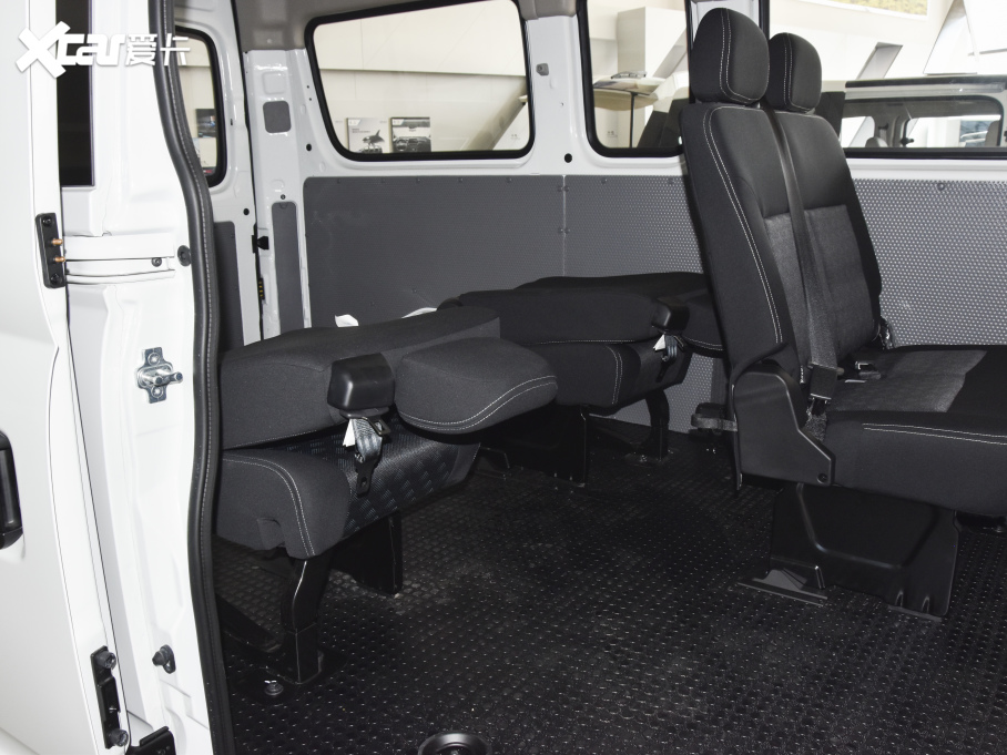 2021ͨMAXUS V80 (jng)\ͨ 2.0T LS 7-9 VI