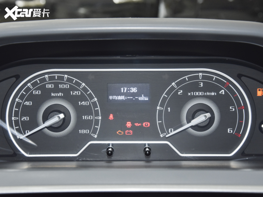 2021ͨMAXUS V80 \ͨ 2.0T LS 7-9 VI