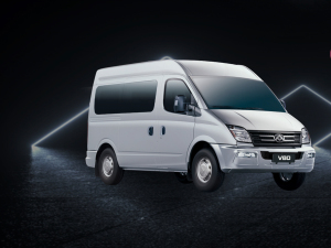 2021款上汽大通MAXUS V80 整体外观