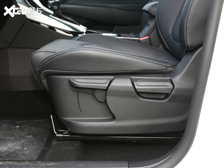 2021ͨMAXUS G50 1.5T ԄӕB