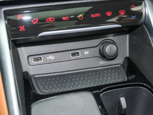 2021PLUS 1.5T Ԅ(dng)I(lng) п؅^(q)