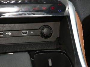 2021PLUS 1.5T Ԅȫ п؅^