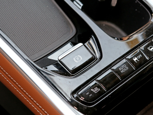 2021PLUS 1.5T Ԅȫ v܇Ƅ