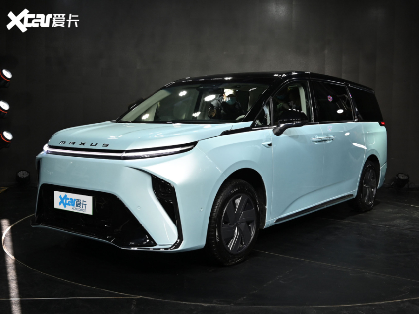 上汽大通2022款上汽大通MAXUS MIFA 9