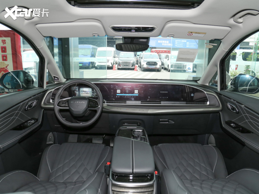 上汽大通2022款上汽大通MAXUS MIFA 9