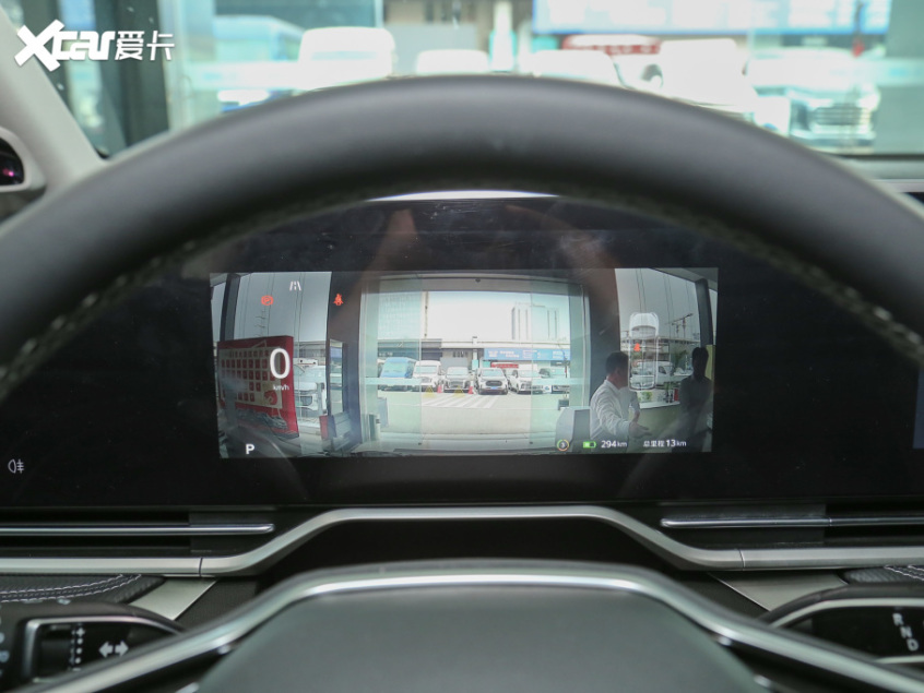 上汽大通2022款上汽大通MAXUS MIFA 9