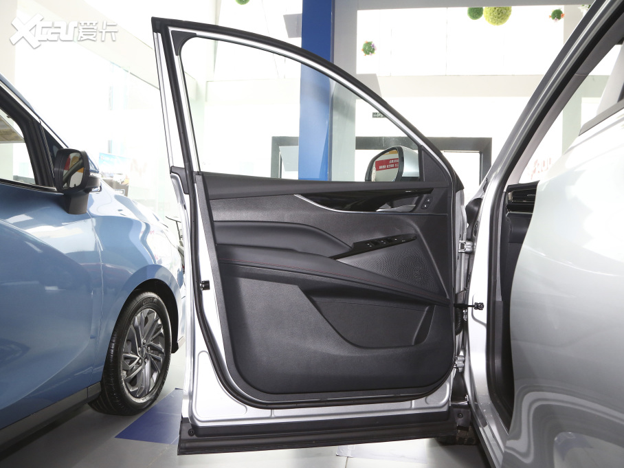 2021ͨMAXUS  EUNIQ 6 LITE+ 