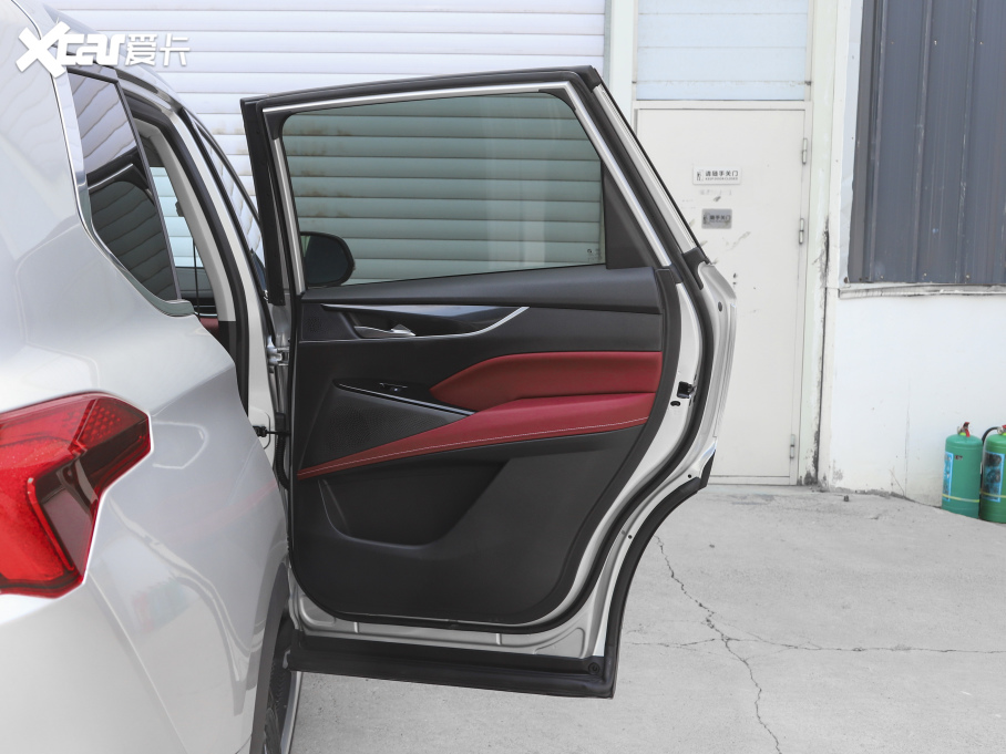 2021ͨMAXUS  EUNIQ 6 EXTRA 